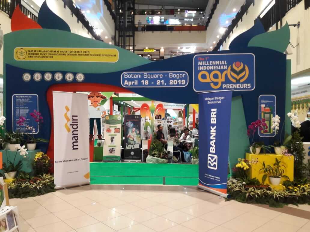 Sewa Gate Kayu Custom 3