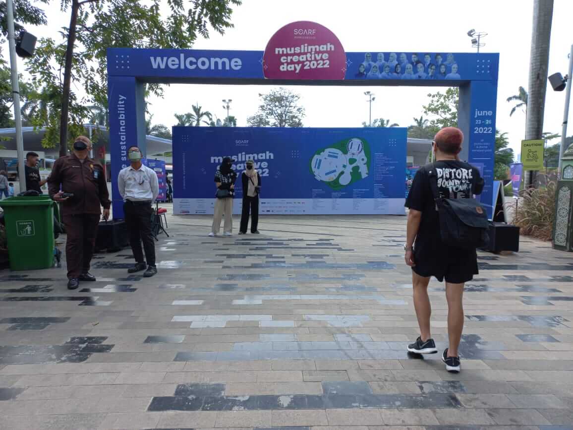 Sewa Gate Kayu Custom 4